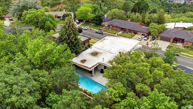 1389 E MILLBROOK WAY, Bountiful, UT 84010