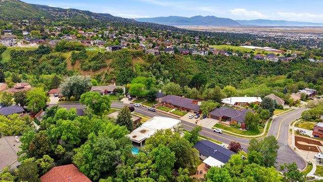 1389 E MILLBROOK WAY, Bountiful, UT 84010
