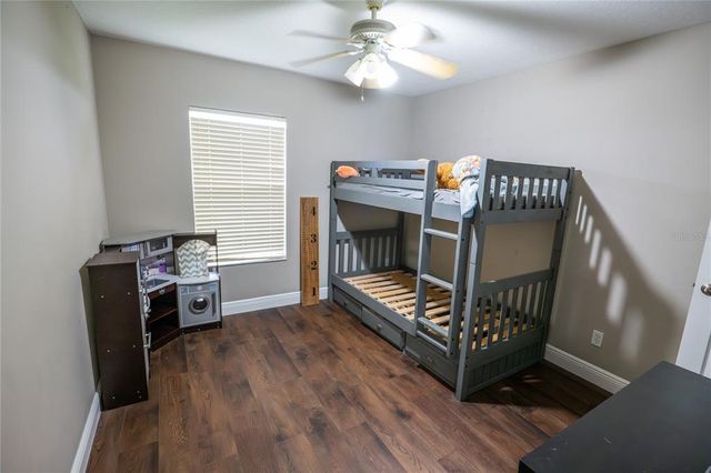 852 N JACKS LAKE ROAD, Clermont, FL 34711