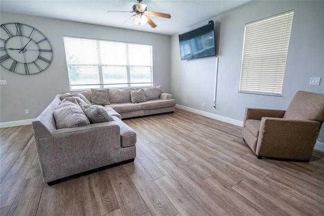 852 N JACKS LAKE ROAD, Clermont, FL 34711
