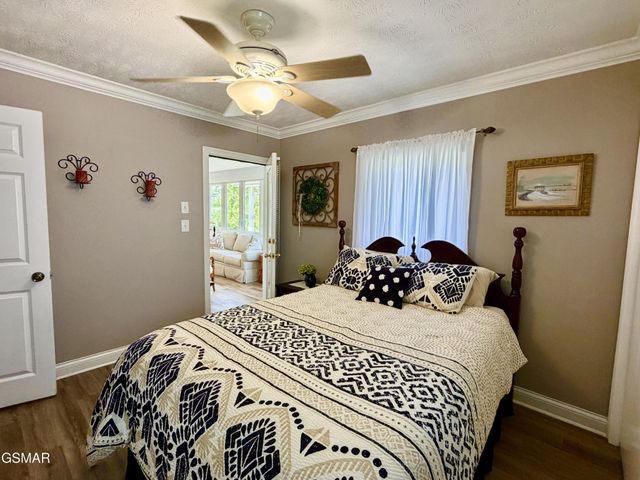 1230 Owens Lane, Dandridge, TN 37725