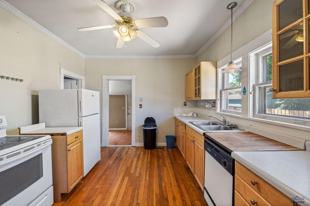 923 FAIRVIEW, Rapid City, SD 57701