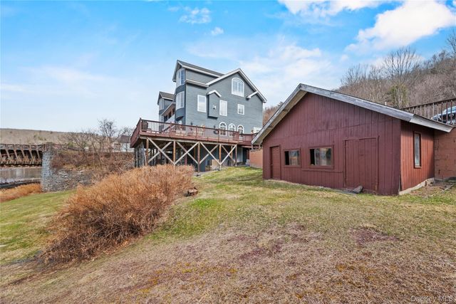 4223 NY State Route 97, Barryville, NY 12719