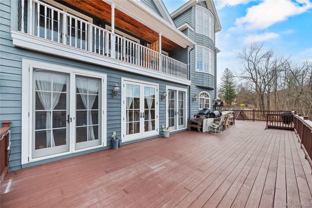 4223 NY State Route 97, Barryville, NY 12719