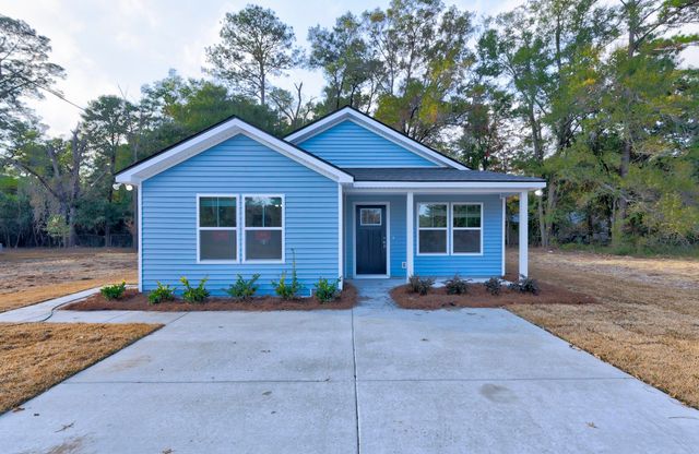 913 N Lemacks Street, Walterboro, SC 29488