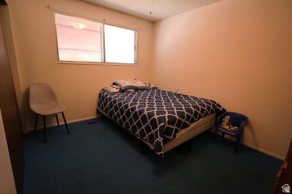 Image 6 of property listing at 4452 S RED CHERRY CIR, West Valley City, UT 84120