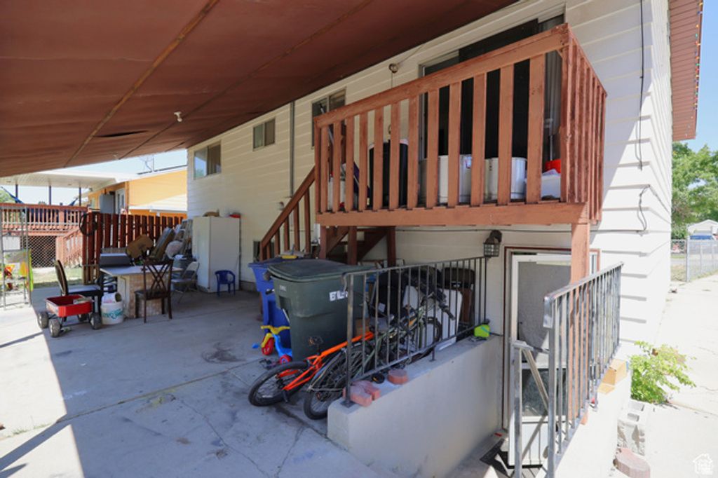 Image 10 of property listing at 4452 S RED CHERRY CIR, West Valley City, UT 84120