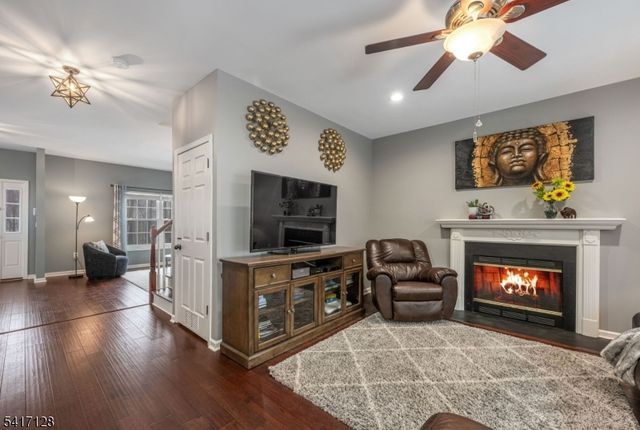 114 BLACK OAK TRAIL, Jefferson Twp., NJ 07849