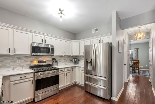 114 BLACK OAK TRAIL, Jefferson Twp., NJ 07849