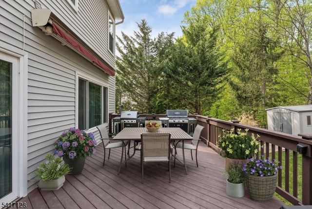 114 BLACK OAK TRAIL, Jefferson Twp., NJ 07849