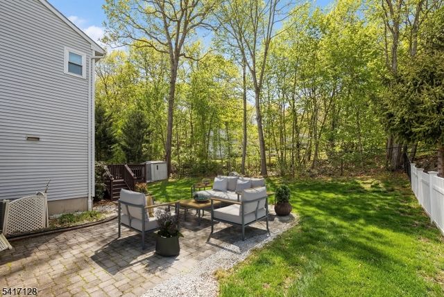 114 BLACK OAK TRAIL, Jefferson Twp., NJ 07849