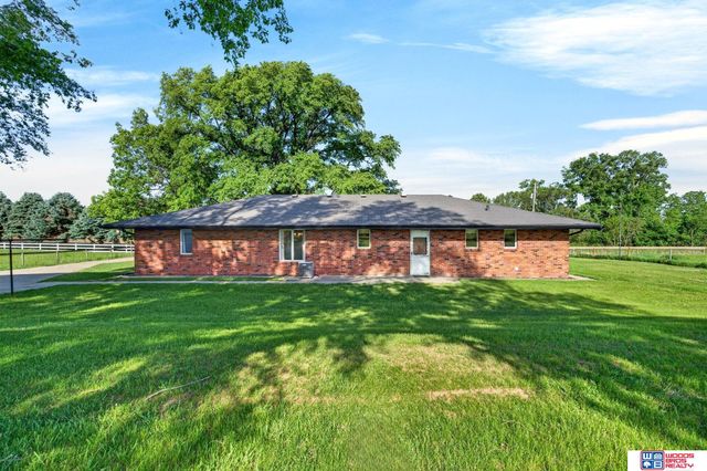 12101 N 126th Street, Omaha, NE 68124
