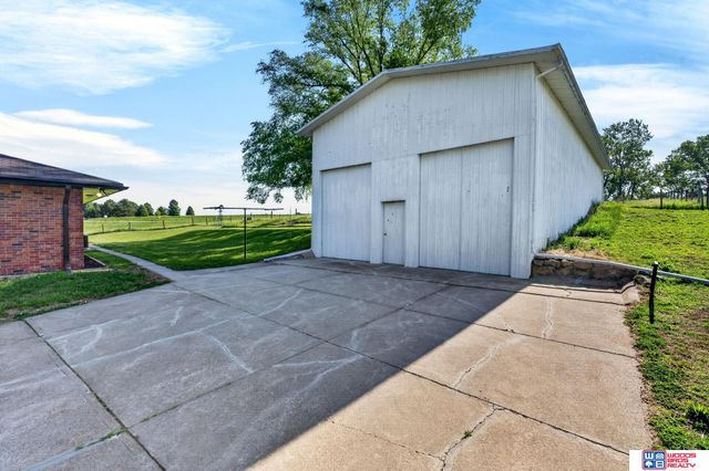 12101 N 126th Street, Omaha, NE 68124