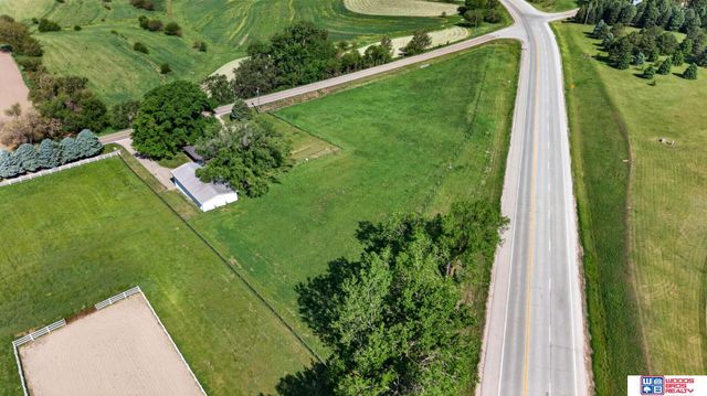 12101 N 126th Street, Omaha, NE 68124