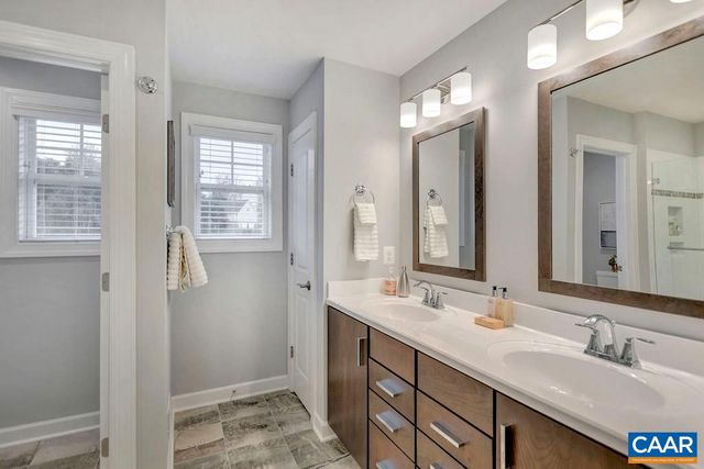 26 FOWLER ST, Charlottesville, VA 22901