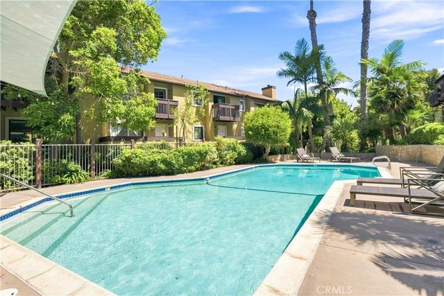 1680 N Coast Highway 101 36, Encinitas, CA 92024