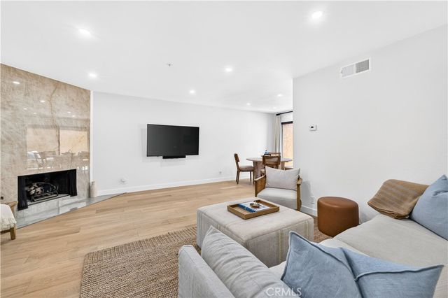 1680 N Coast Highway 101 36, Encinitas, CA 92024