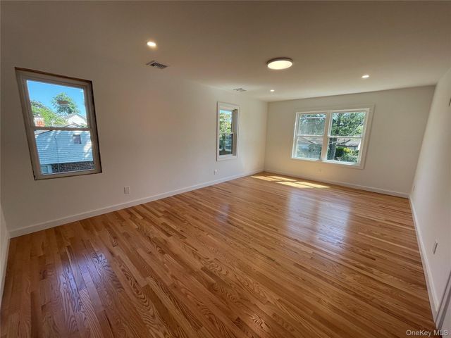 164 Elmwood Street, Valley Stream, NY 11581