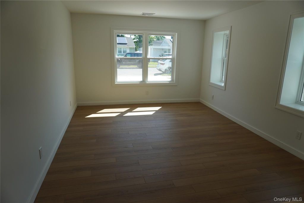 164 Elmwood Street, Valley Stream, NY 11581 — photo 5