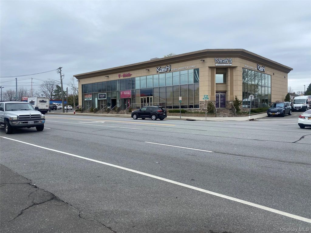 347 Jericho Turnpike, Syosset, NY 11791 — exterior
