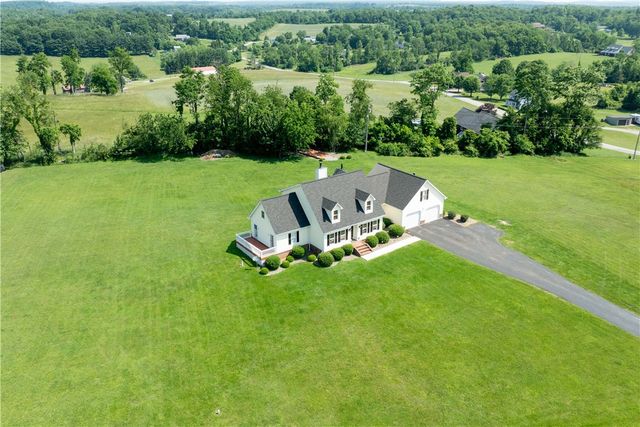 1010 Sunset Way, Menallen Twp, PA 15401