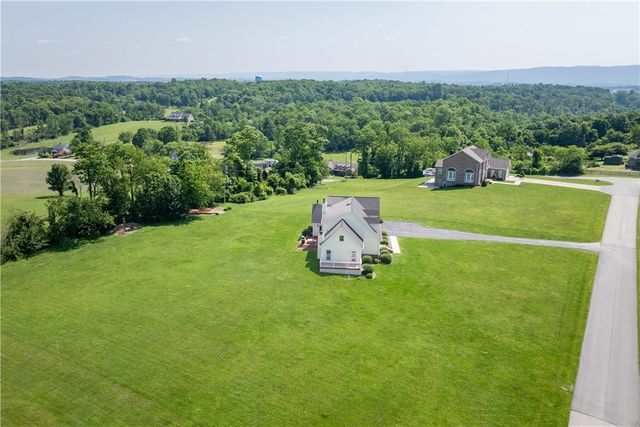 1010 Sunset Way, Menallen Twp, PA 15401