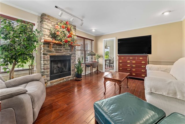 1010 Sunset Way, Menallen Twp, PA 15401