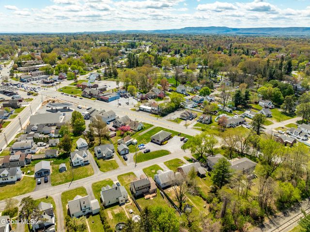 2023 Robinwood Avenue, Rotterdam, NY 12306