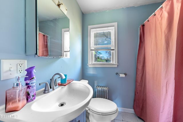 2023 Robinwood Avenue, Rotterdam, NY 12306