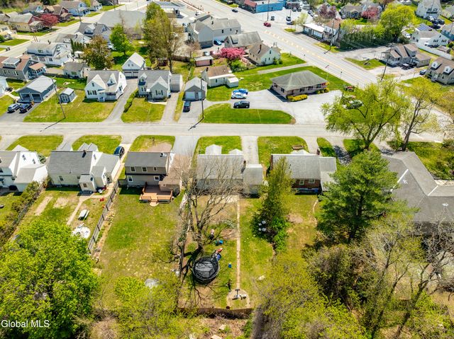 2023 Robinwood Avenue, Rotterdam, NY 12306