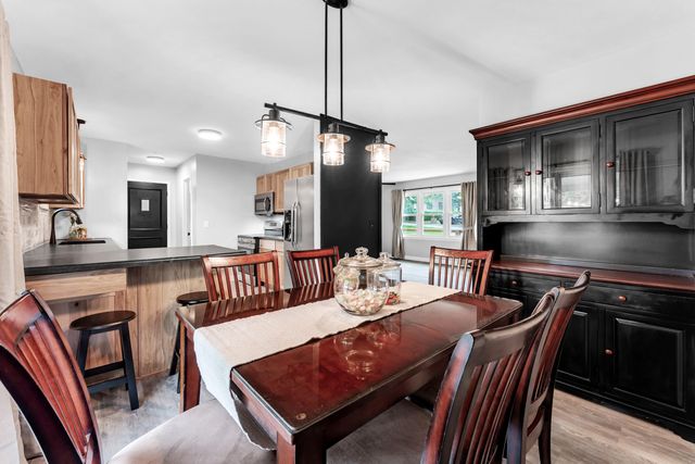 12 Pine Lane, Kimberling City, MO 65686