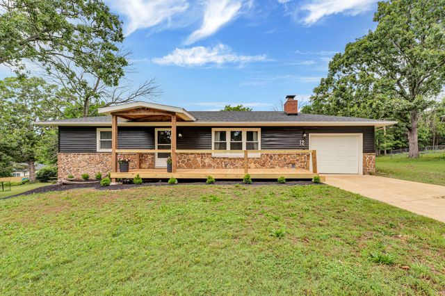 12 Pine Lane, Kimberling City, MO 65686