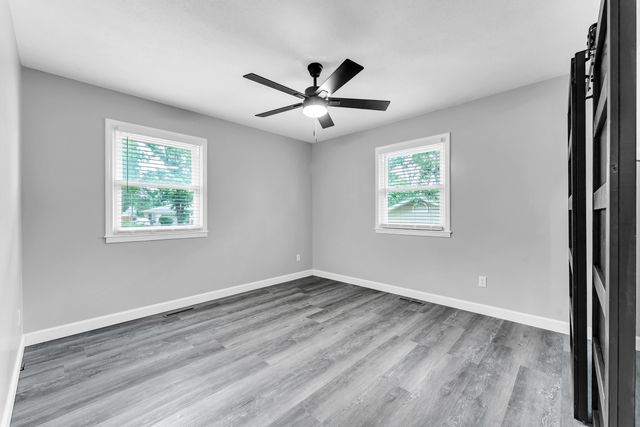 12 Pine Lane, Kimberling City, MO 65686