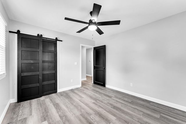 12 Pine Lane, Kimberling City, MO 65686
