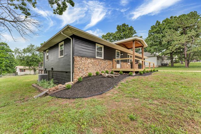 12 Pine Lane, Kimberling City, MO 65686