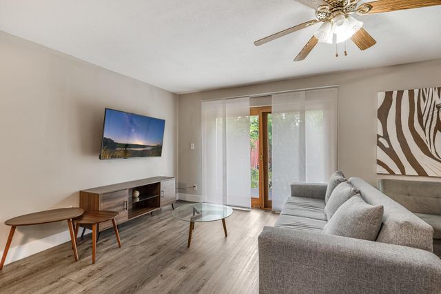 2530 NE 9th Street 1, Fort Lauderdale, FL 33304