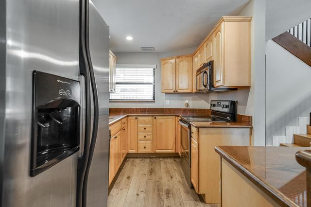 2530 NE 9th Street 1, Fort Lauderdale, FL 33304