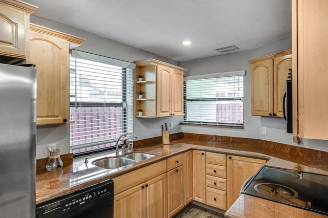 2530 NE 9th Street 1, Fort Lauderdale, FL 33304