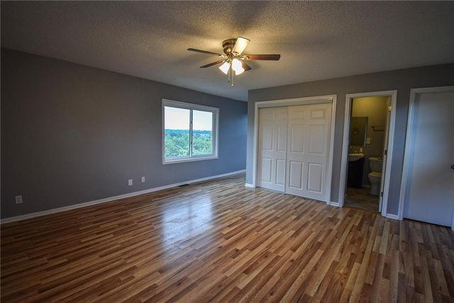 304 E 164th Terrace, Belton, MO 64012