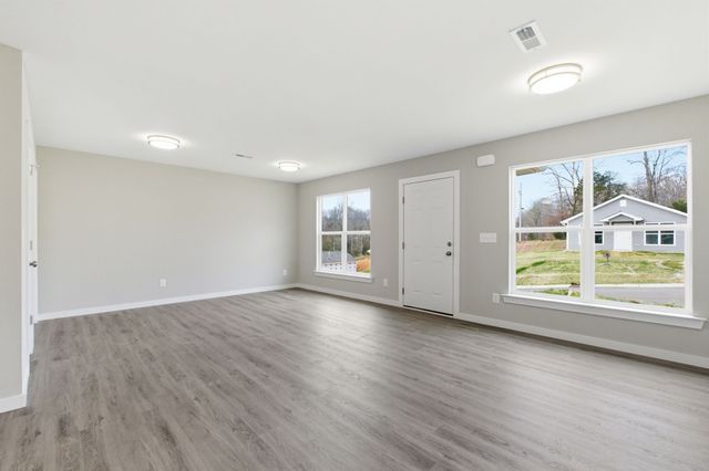 116 Hill Place, Dickson, TN 37055