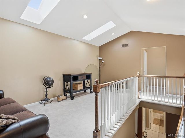 52088 Southview Ridge, Macomb, MI 48042