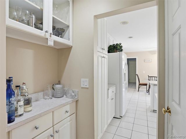 52088 Southview Ridge, Macomb, MI 48042