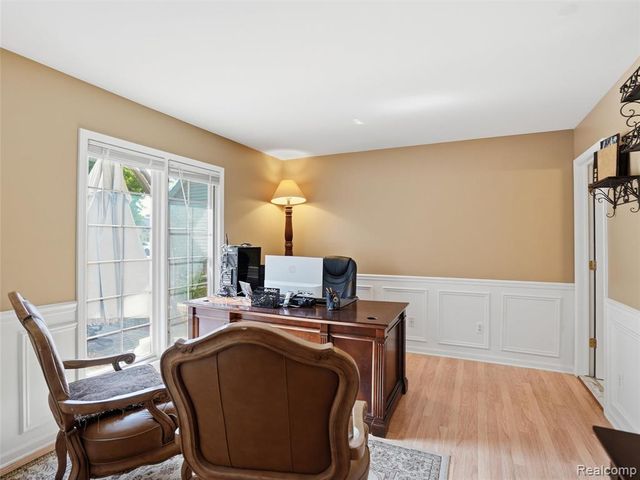 52088 Southview Ridge, Macomb, MI 48042