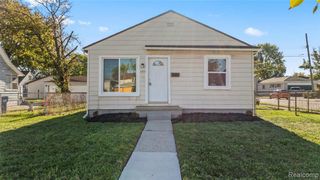 1473 Austin Avenue, Lincoln Park, MI 48146