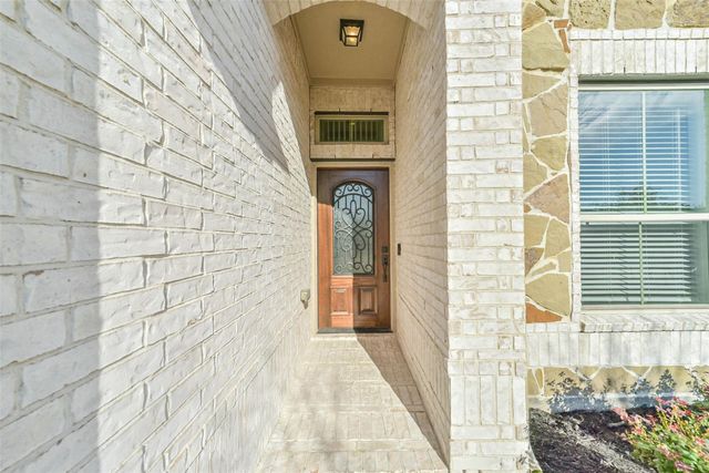 13706 Alaskan Brown Bear Trail, Crosby, TX 77532