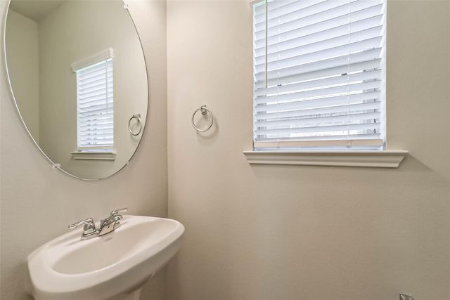 13706 Alaskan Brown Bear Trail, Crosby, TX 77532