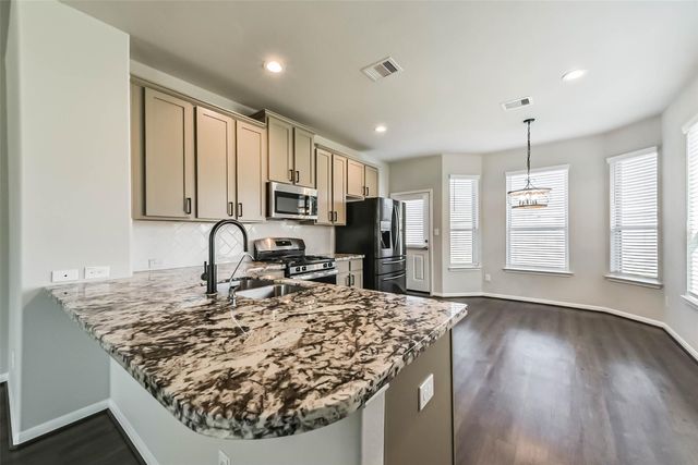 13706 Alaskan Brown Bear Trail, Crosby, TX 77532