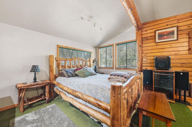 6800 W Murray Creek Rd, Mountain Ranch, CA 95246