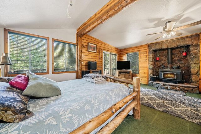 6800 W Murray Creek Rd, Mountain Ranch, CA 95246