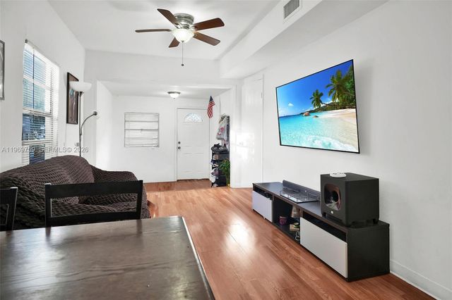 2104 NW 1st Terrace, Miami, FL 33125